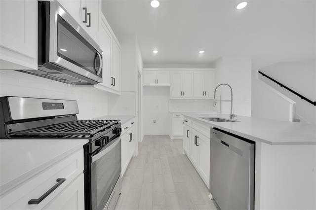 Building Photo - 3200 Cordelia Dr