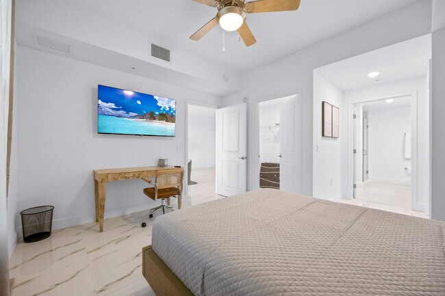 Building Photo - 701 Pilot Ln