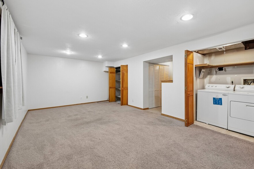 Building Photo - 12610 W Bayaud Ave