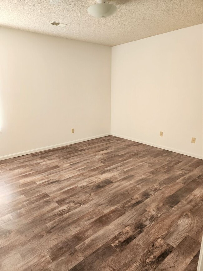 Building Photo - Quality Home Management