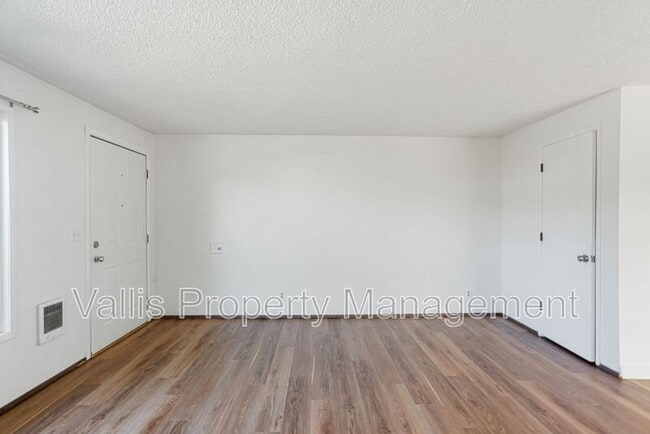 Building Photo - 4828 State St