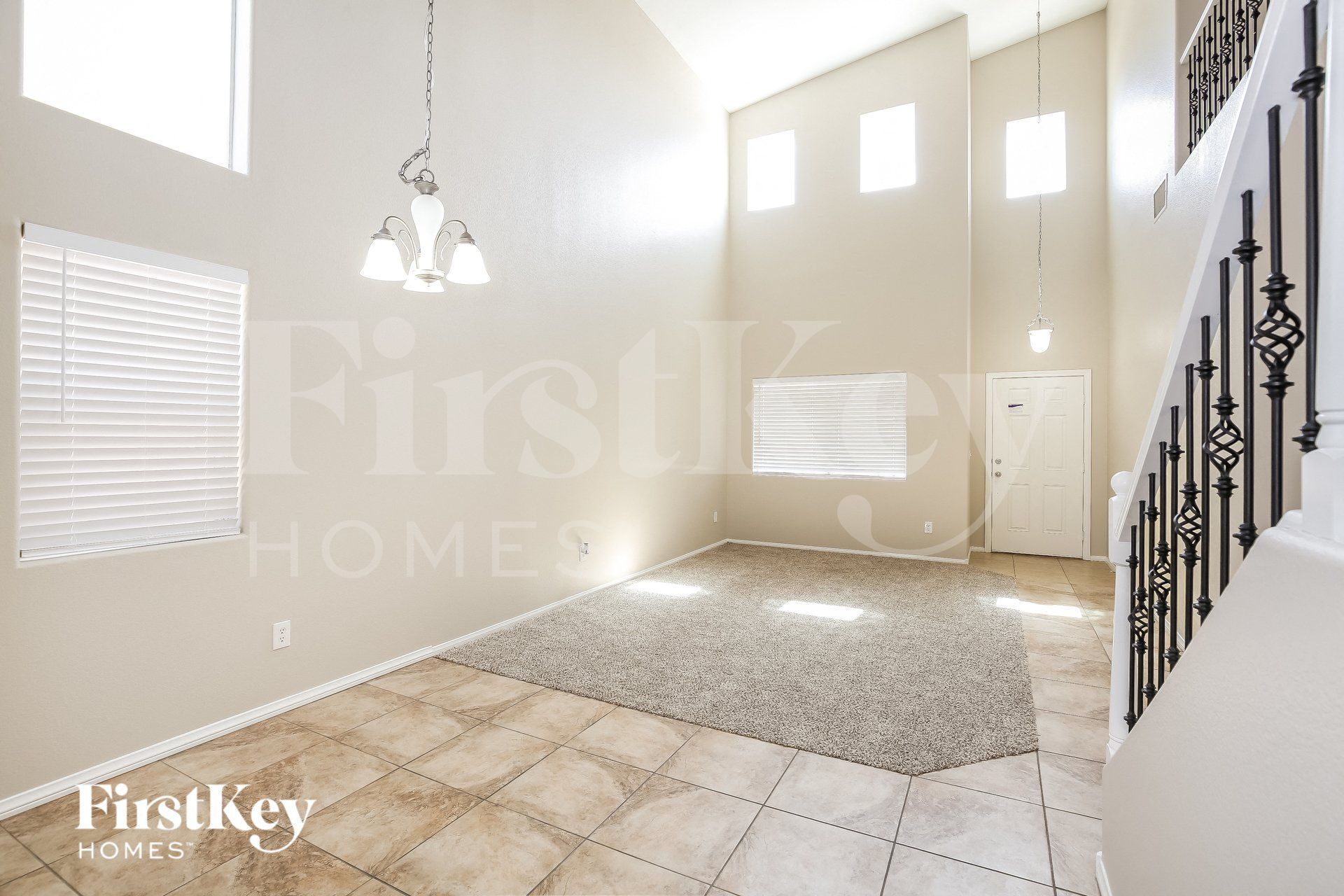 Building Photo - 420 Orchid Oasis Ave