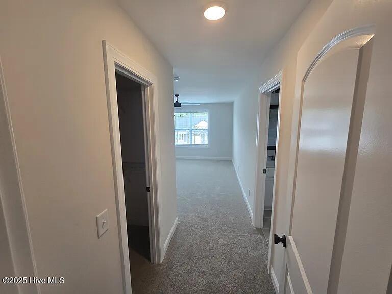 Building Photo - 4400 Laurel Ridge Dr