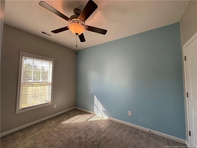 Building Photo - 498 New Castle Ln