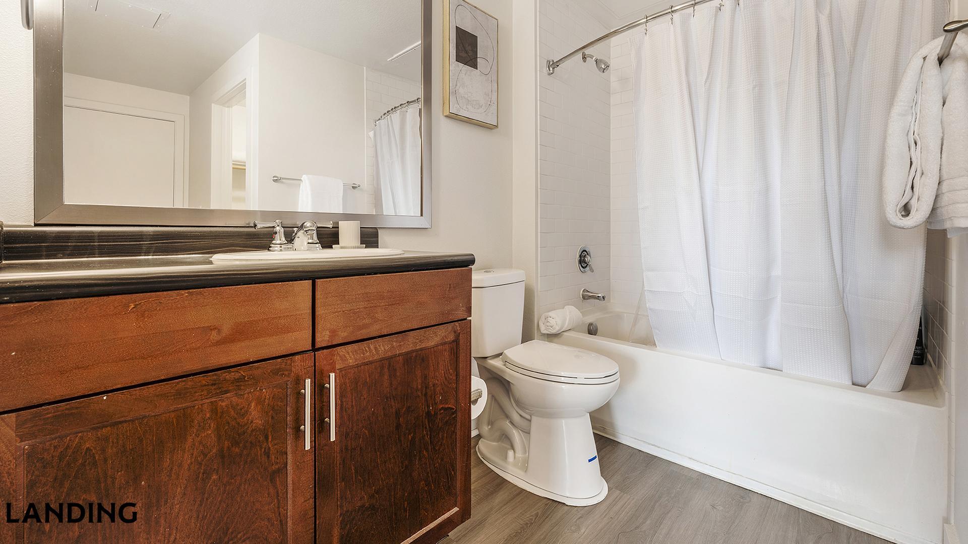 Building Photo - 810 W St Johns Ave