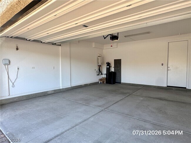 Building Photo - 2239 Arrington Ave
