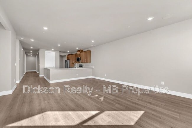 Building Photo - 3168 Orrizonte Ter