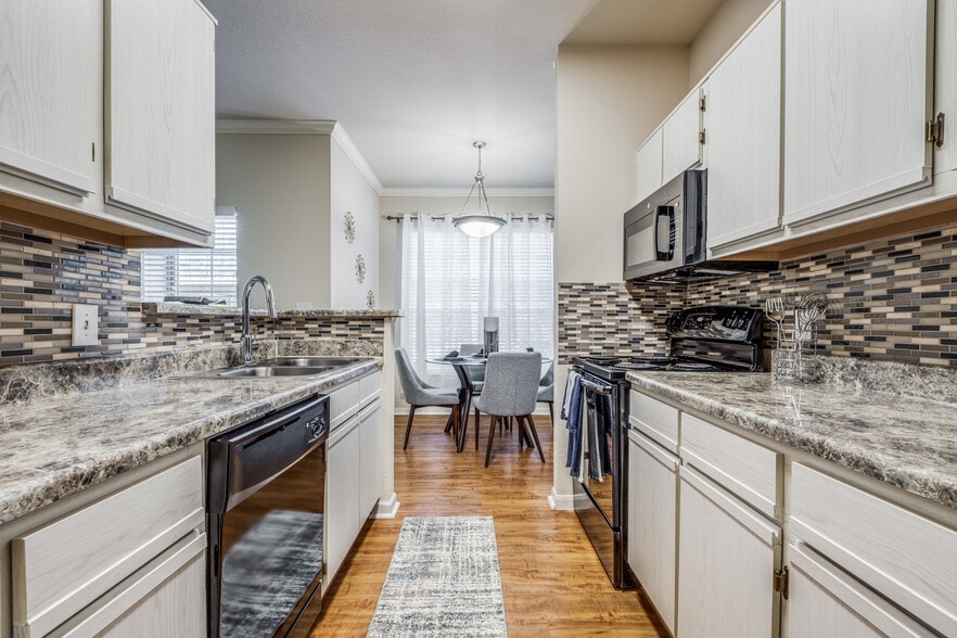 Building Photo - The Trestles Apartments