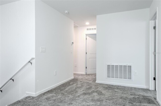 Building Photo - 1488 Cumberland Ave