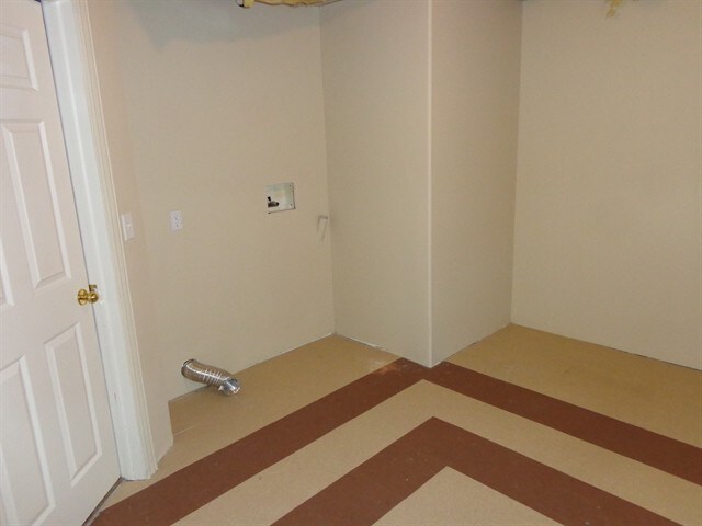 Building Photo - 5155 W Devonna Rd