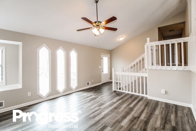 Building Photo - 3375 Revere Cir