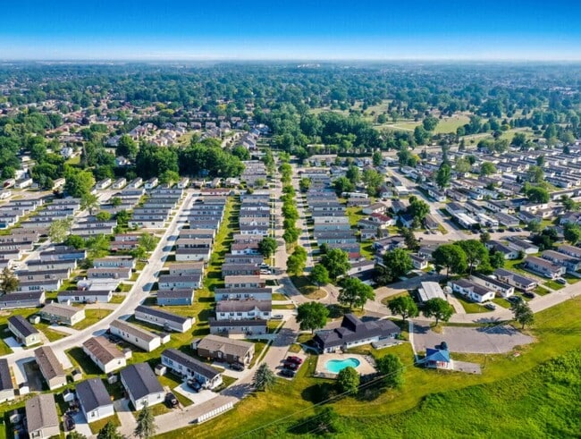 Building Photo - 38064 Leverette Ave