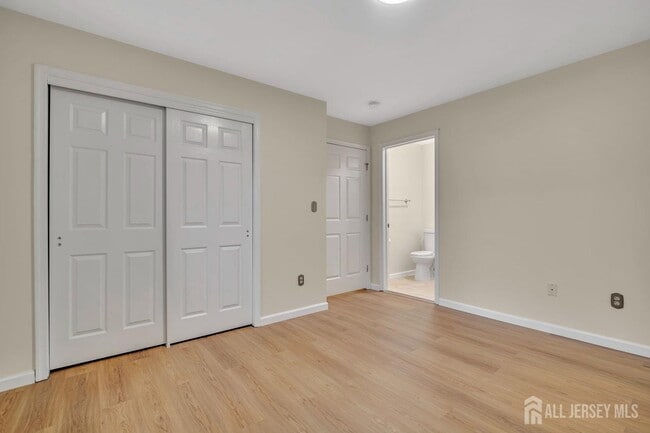 Building Photo - 4517 Birchwood Ct