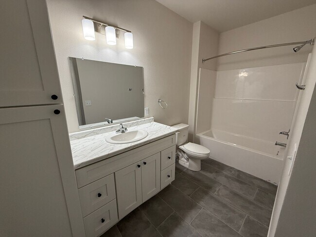 Building Photo - Northern Point Apartments