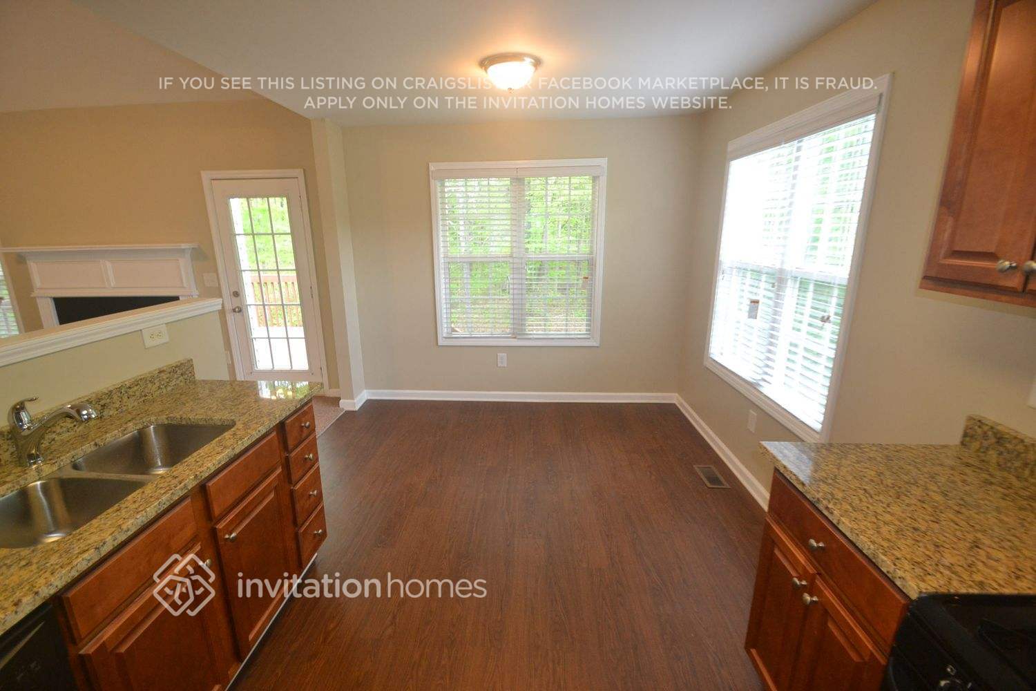 Building Photo - 5721 Flowers Ridge SW