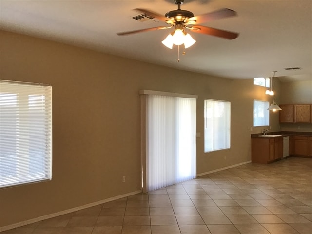 Building Photo - 1843 S 105th Dr