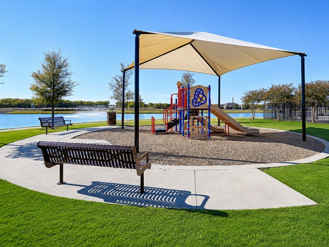 Building Photo - Practically New Home with Parks, Pools, Amazing Community!