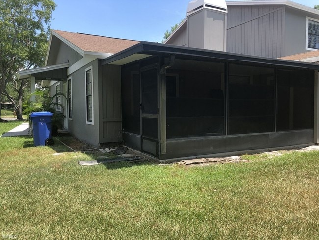 Building Photo - 2 br, 2 bath Condo - 10101 Lake Oak Cir