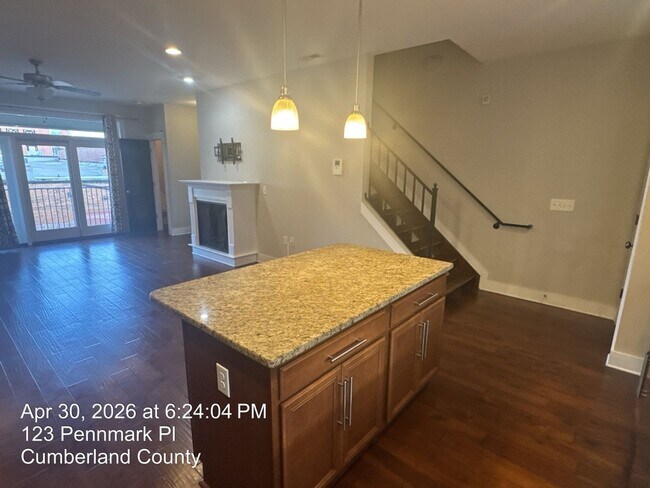 Building Photo - 123 Pennmark Pl