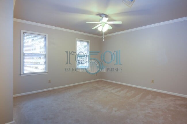 Building Photo - Check out the UPGRADES! Wow!