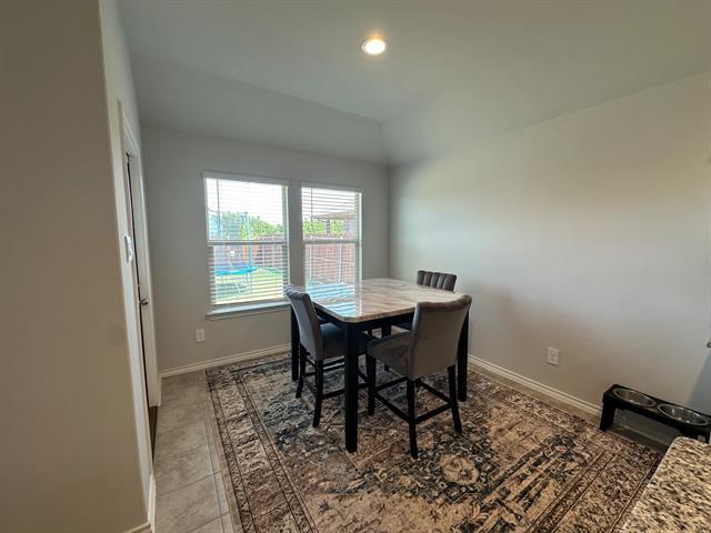 Building Photo - 8808 Playmoor Dr