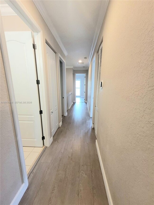 Building Photo - 8707 Buckskin Manor