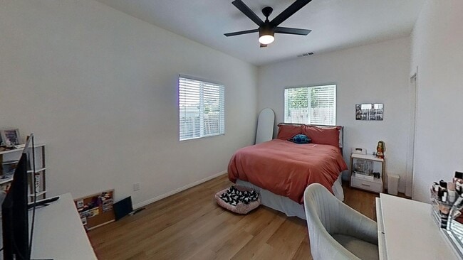 Building Photo - 5123 Tipton St