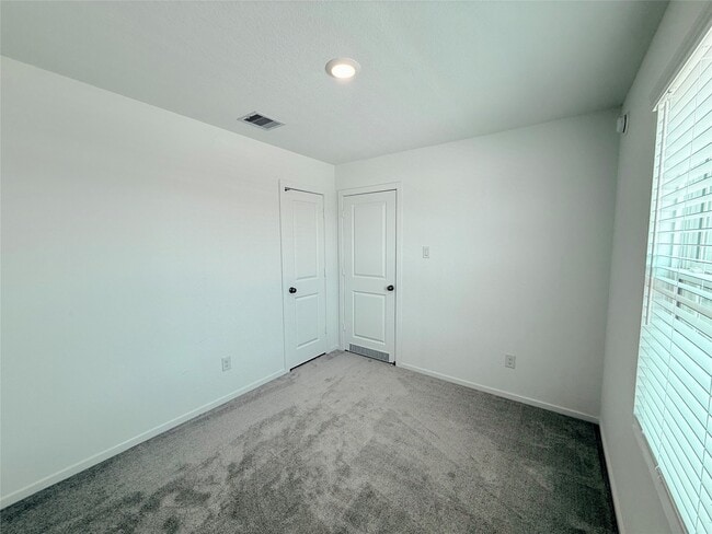 Building Photo - 21321 Carosella Dr