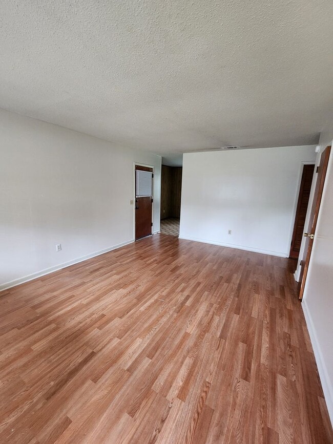 Building Photo - 917 Charles C. Frasier Blvd