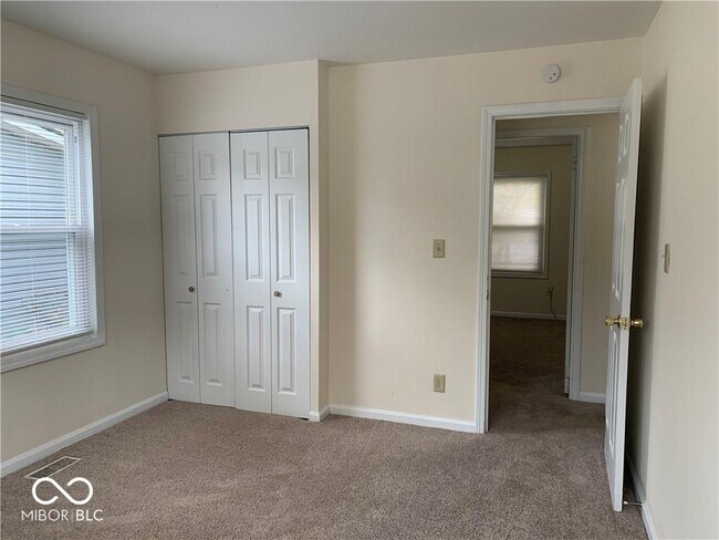 Building Photo - 8106 Laughlin Dr