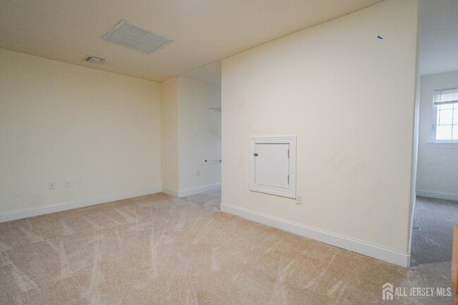 Building Photo - 456 Hancock St