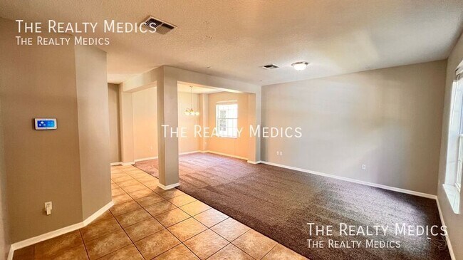 Building Photo - 12811 Moss Park Ridge Dr
