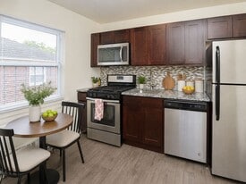 Building Photo - Duncan Hill Apartment Homes