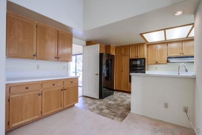 Building Photo - 11742 Avenida Sivrita