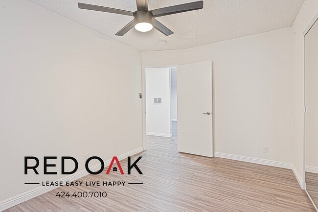 Building Photo - 5121 Klump Ave