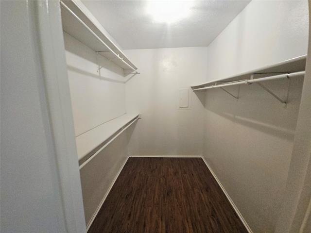 Building Photo - 4708 Woodfield Dr