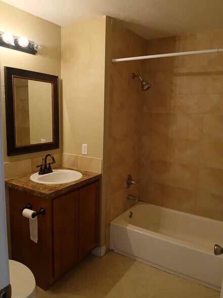 Building Photo - 8813 Latrec Ave