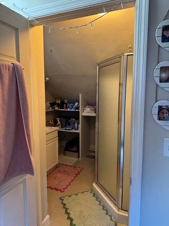 Building Photo - 44 Melrose St