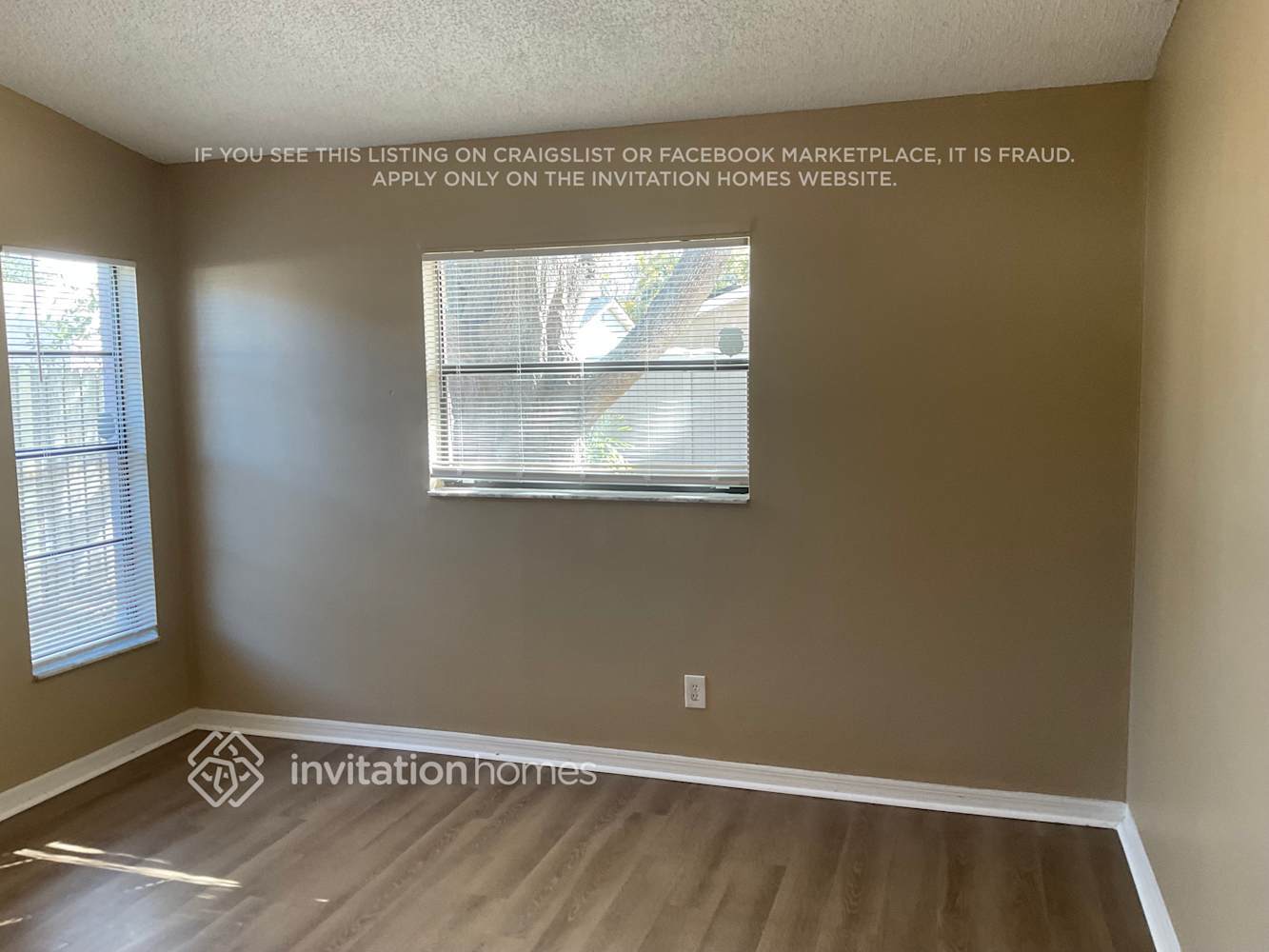 Building Photo - 2811 Eagle Run Cir N