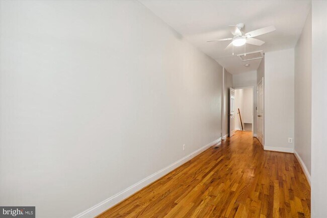 Building Photo - 1359 Florida Ave NE