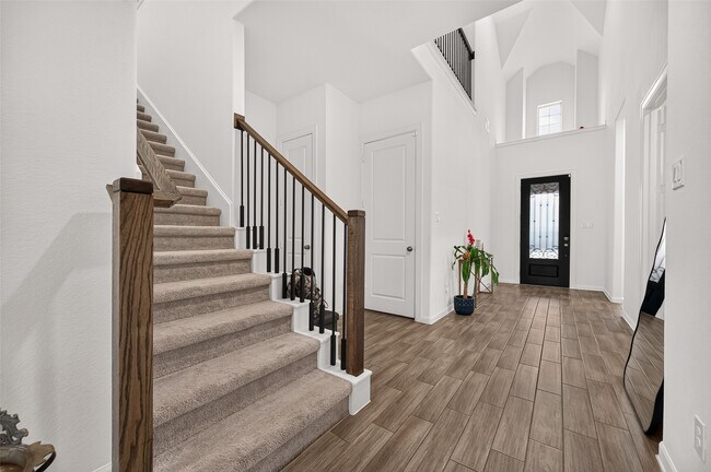 Building Photo - 18015 Blossom Spgs Ct.