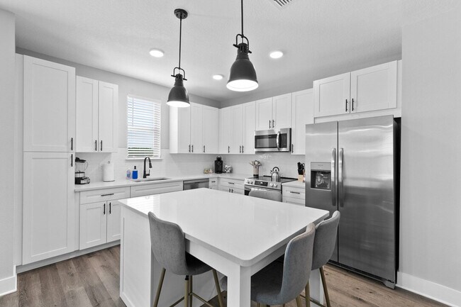 Building Photo - 11830 Buckfield Cir