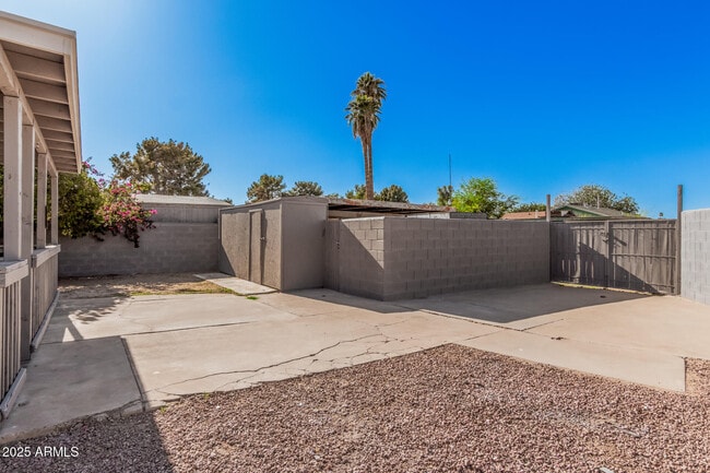 Building Photo - 14009 N 49th Ave