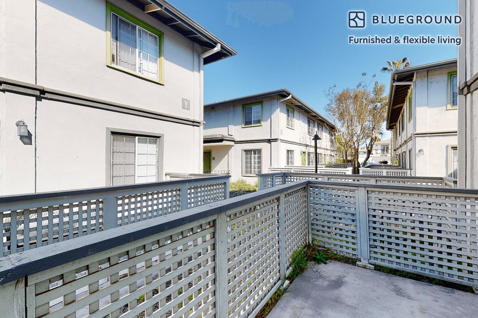 Building Photo - 1765 Santa Ana Ave