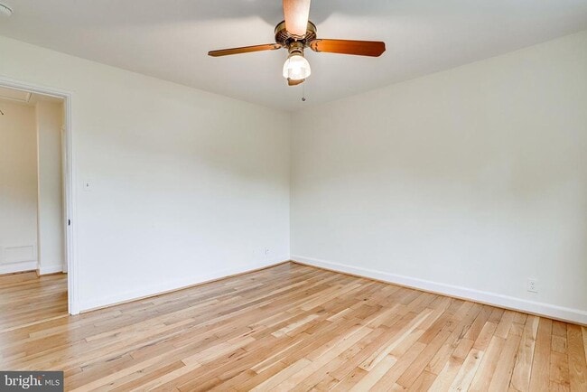 Building Photo - 2822 S Buchanan St