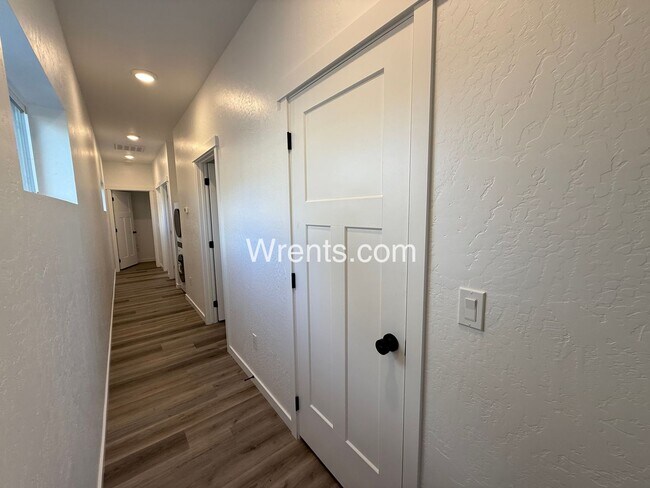 Building Photo - New Construction 3 Bed/2 Bath Duplex with Modern Finishes – Great Location