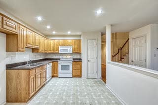 Building Photo - 445 Northstar Dr
