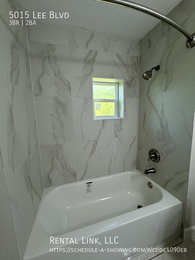 Building Photo - 5015 Lee Blvd