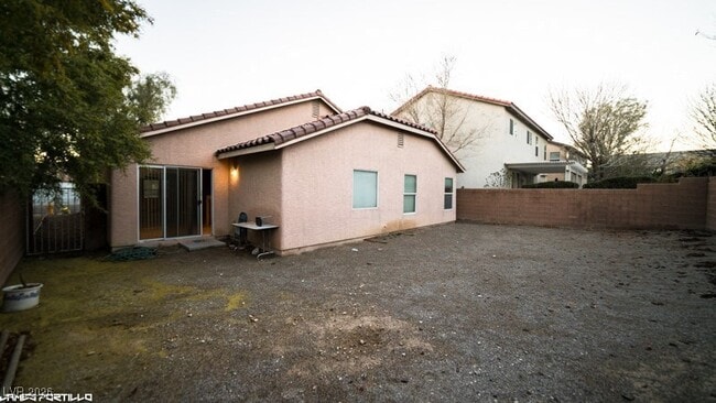 Building Photo - 5028 Stumbling Colt Ct