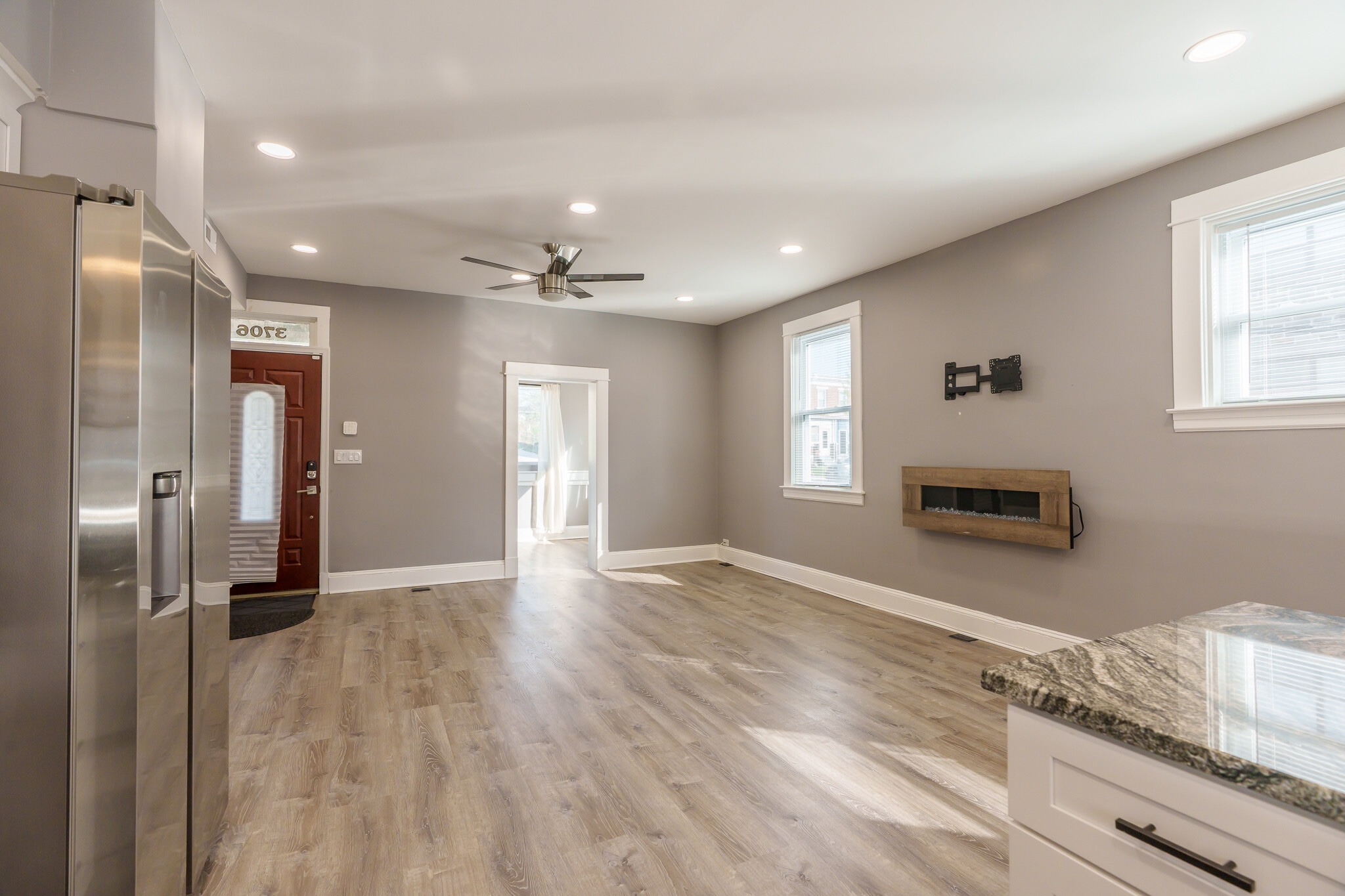 Building Photo - 3706 3rd St